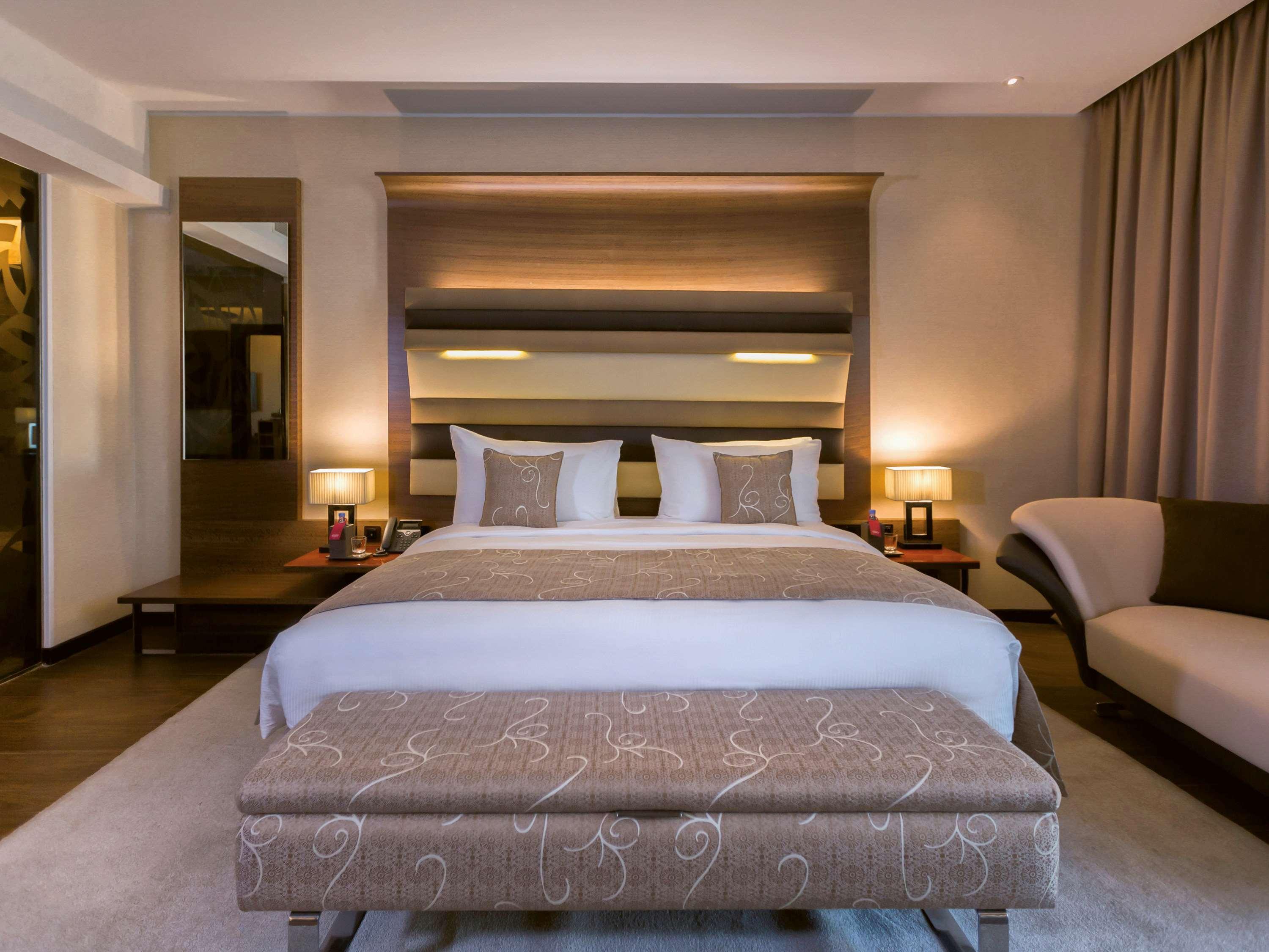 Moevenpick Hotel Du Lac Tunis Exterior photo A bedroom at the hotel