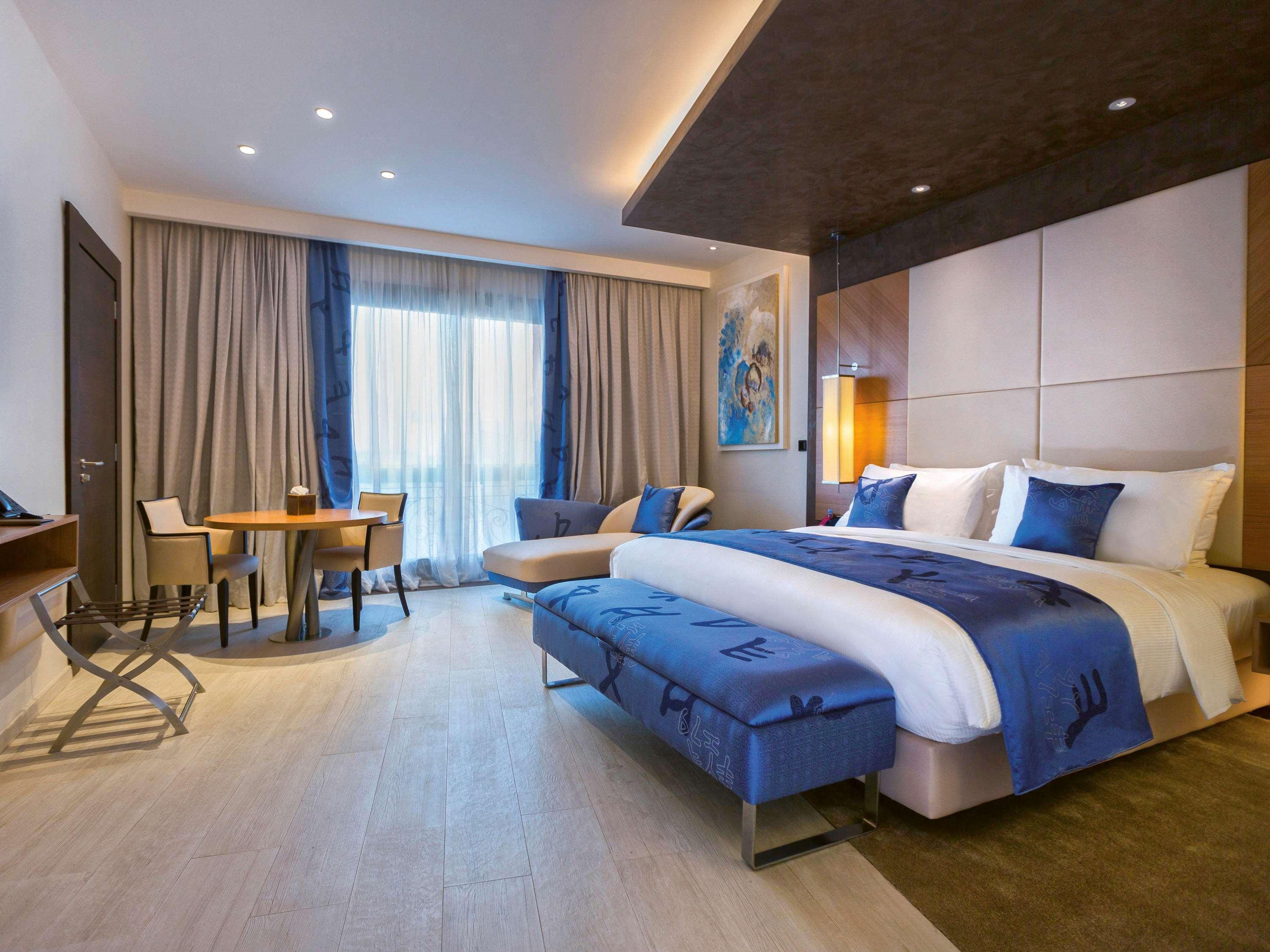 Moevenpick Hotel Du Lac Tunis Exterior photo Deluxe Room