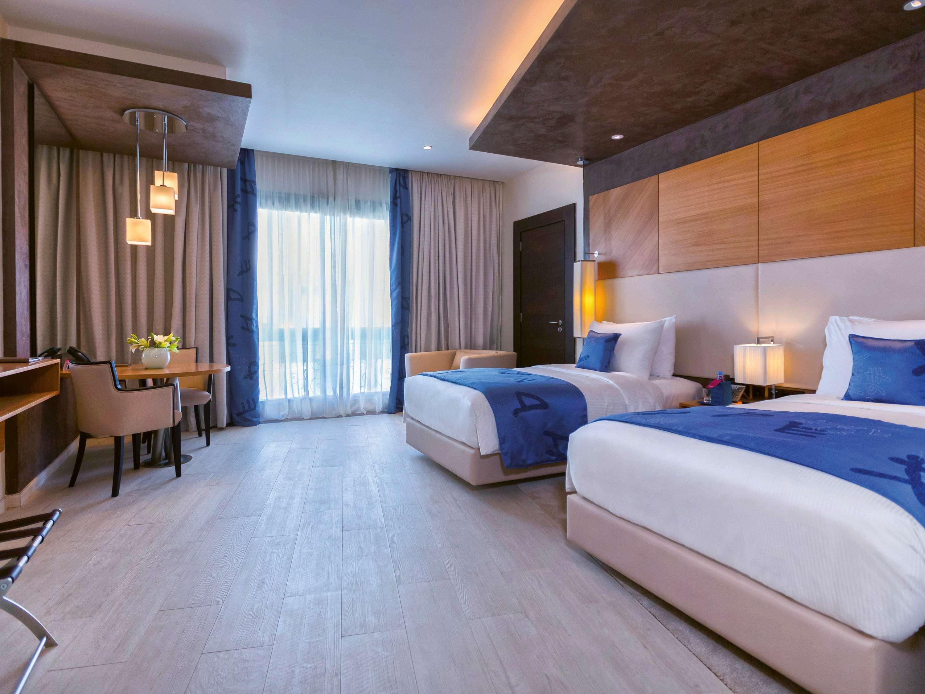 Moevenpick Hotel Du Lac Tunis Exterior photo Deluxe Room