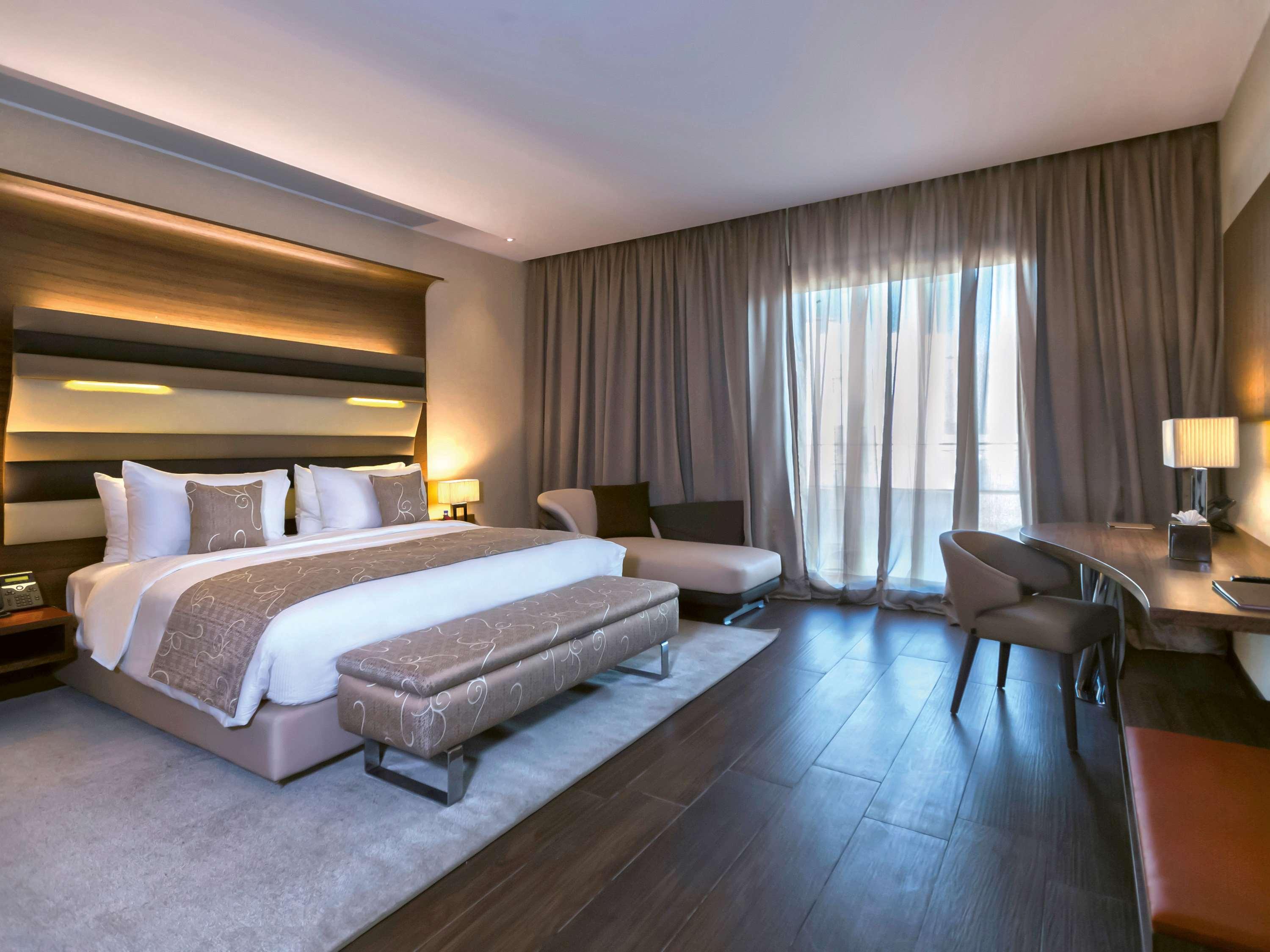 Moevenpick Hotel Du Lac Tunis Exterior photo Deluxe room