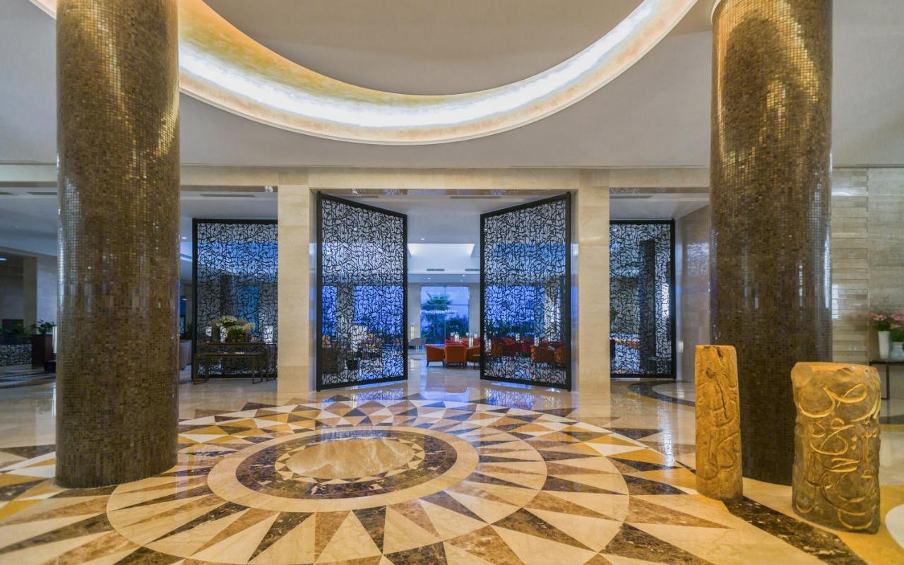 Moevenpick Hotel Du Lac Tunis Exterior photo Lobby
